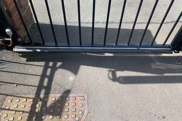 Abbeyford_Automatic_gate_installation_and_servicing_1928