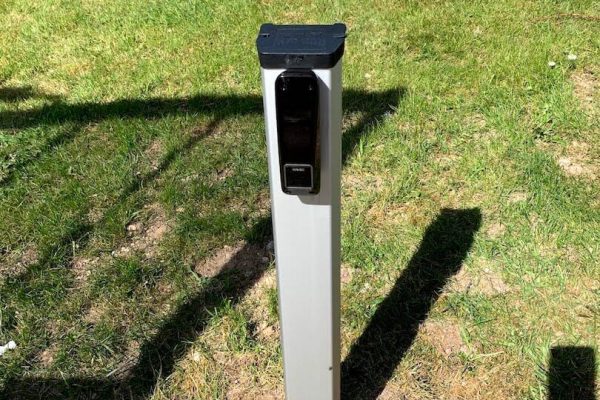 Automatic_double_vehicle_swing_gates_0906-1