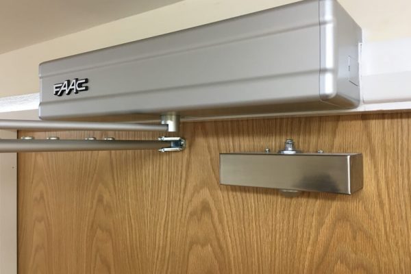 automatic_door_system_in_use_scholes_croft_lifeways_supported_living_access_solution