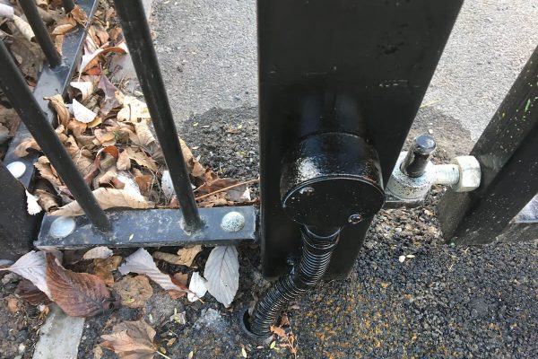 automatic_sliding_security_gate_installation_in_liverpool_commercial_premises