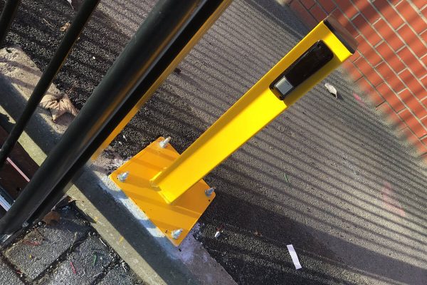 commercial_automatic_gate_system_with_cctv_integration_in_liverpool