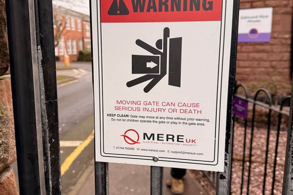 mere-uk-school-entrance-automatic-swing-gates