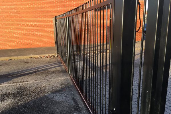 secure_perimeter_automatic_gates_for_business_facility_in_merseyside