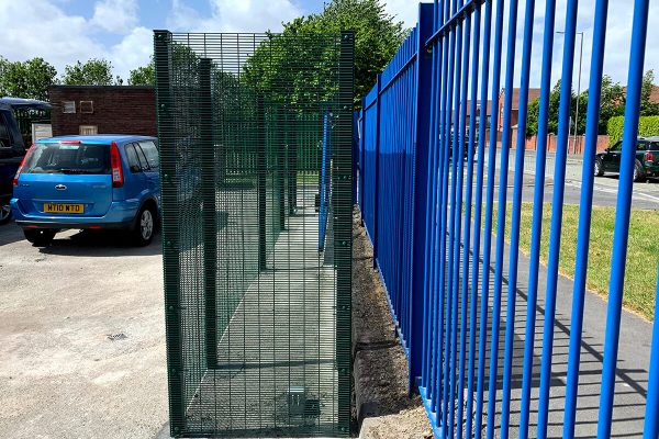 sliding_vehicle_access_control_gate_liverpool_12