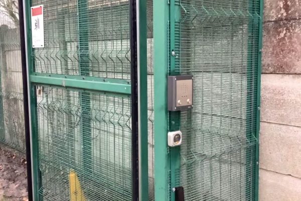 Videx_Audio_Intercom_System_for_Secure_School_Gate_Entry