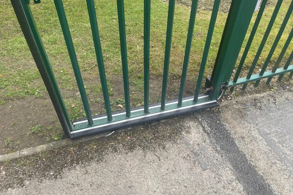 automatic-pedestrian_gate-installation-millbrook-primary-school automatic-pedestrian_gate-installation-millbrook-primary-school