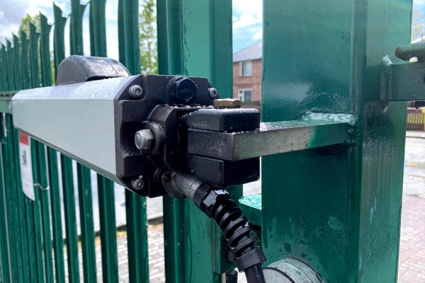 faac-swing-gate-motor-installation faac-swing-gate-motor-installation